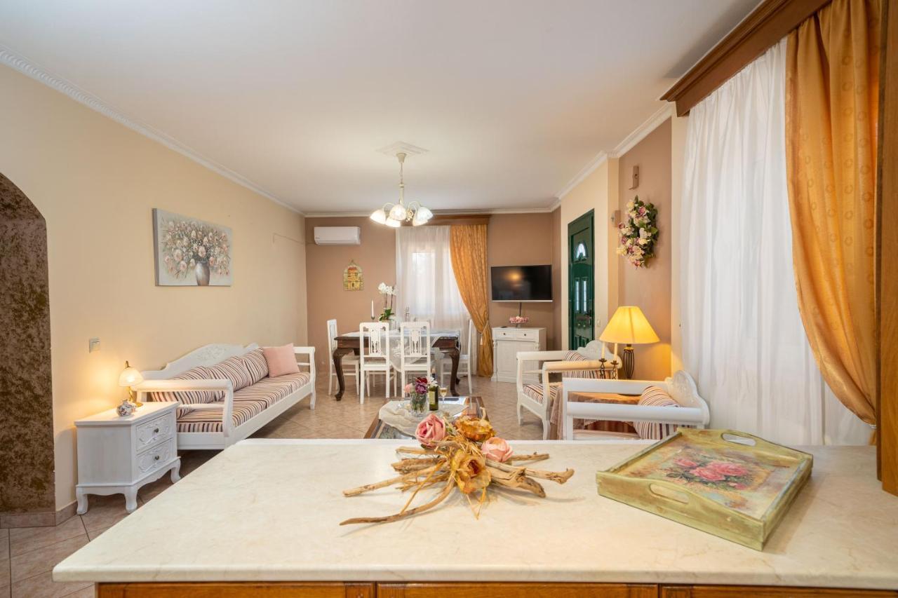 Artemis Superb 2 Bedroom Apartment 700 M Away From The Beach Miniá Kültér fotó
