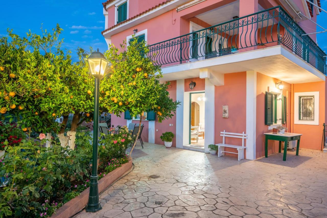 Artemis Superb 2 Bedroom Apartment 700 M Away From The Beach Miniá Kültér fotó