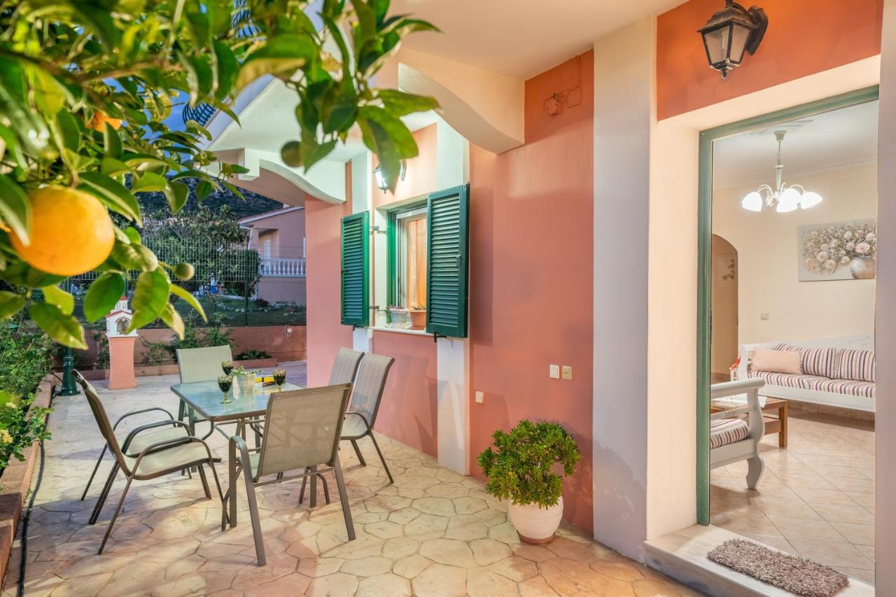 Artemis Superb 2 Bedroom Apartment 700 M Away From The Beach Miniá Kültér fotó